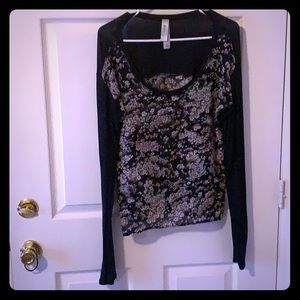 Long sleeve floral blouse